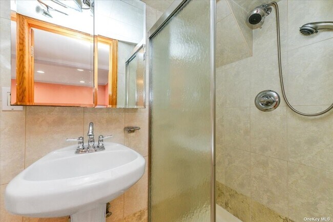 Building Photo - 70-21-70174 174th St