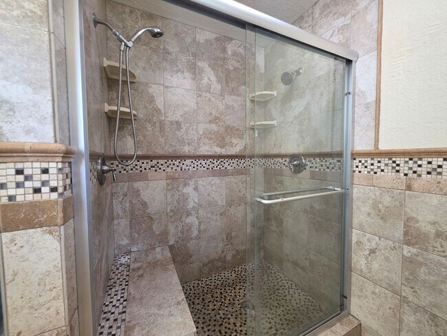 Building Photo - 7819 Hearthstone Cir
