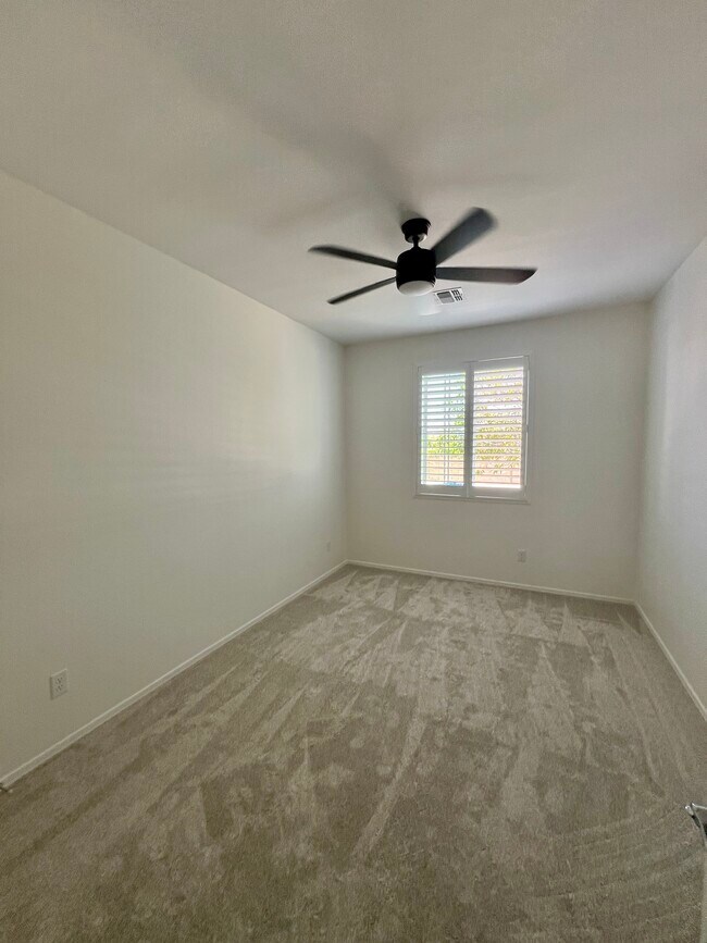 Building Photo - 6248 Barn Owl Ave