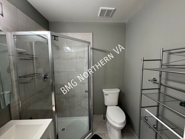 Building Photo - 8763 Bretton Woods Dr