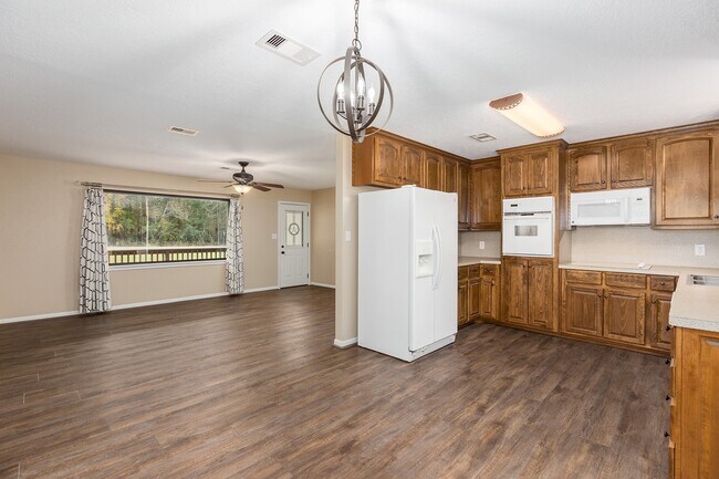 Building Photo - 9344 US-69