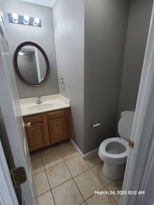 Building Photo - 3 Bedroom Townhome for Rent in Waynesboro