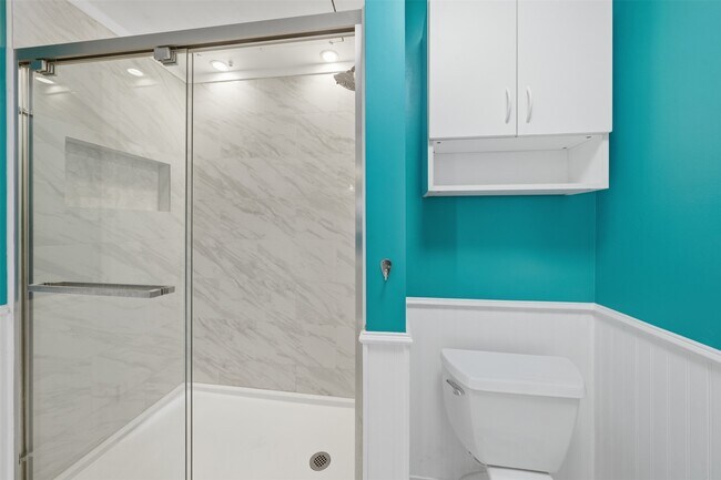 Building Photo - 793 Davis Rd