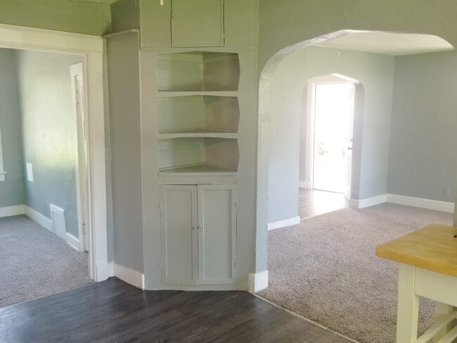 Building Photo - 8200 Wayne Ave