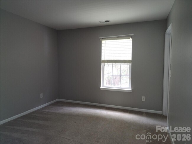 Building Photo - 16121 Long Talon Way