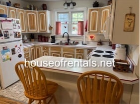 Building Photo - 502 Onley St