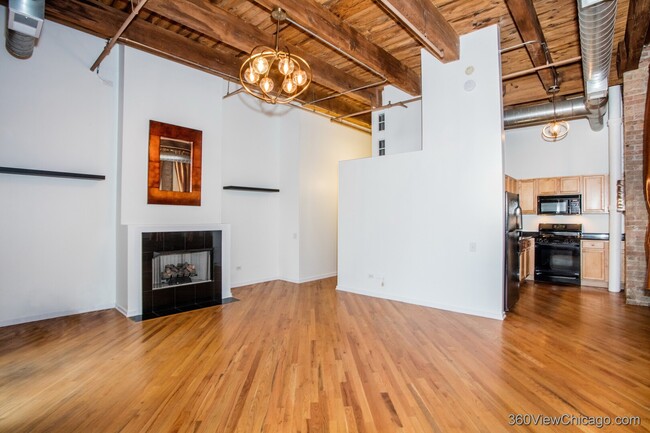 Building Photo - 550 W Harrison St