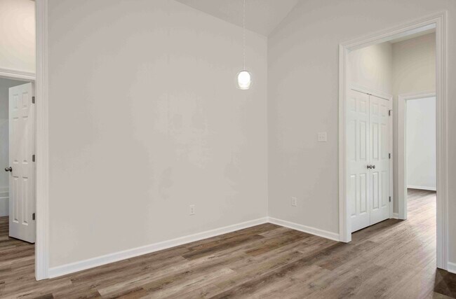 Building Photo - 105 Santa Marta Dr