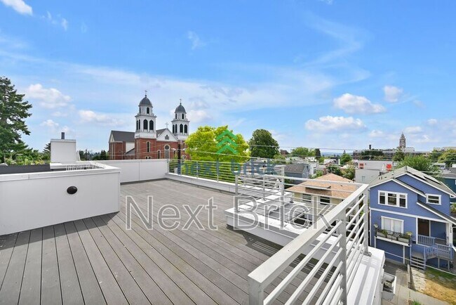 Building Photo - 1706 E Marion St