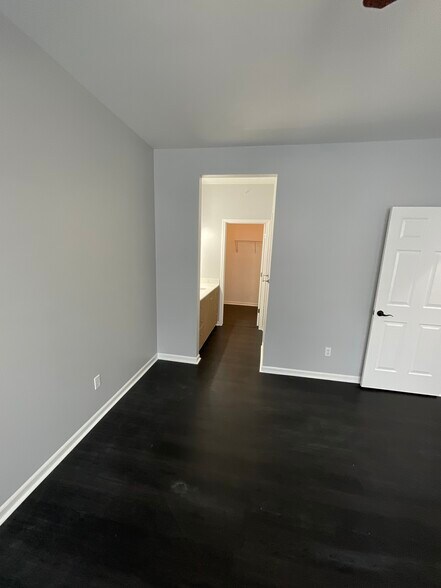 Building Photo - 23840 Northstone Village Dr
