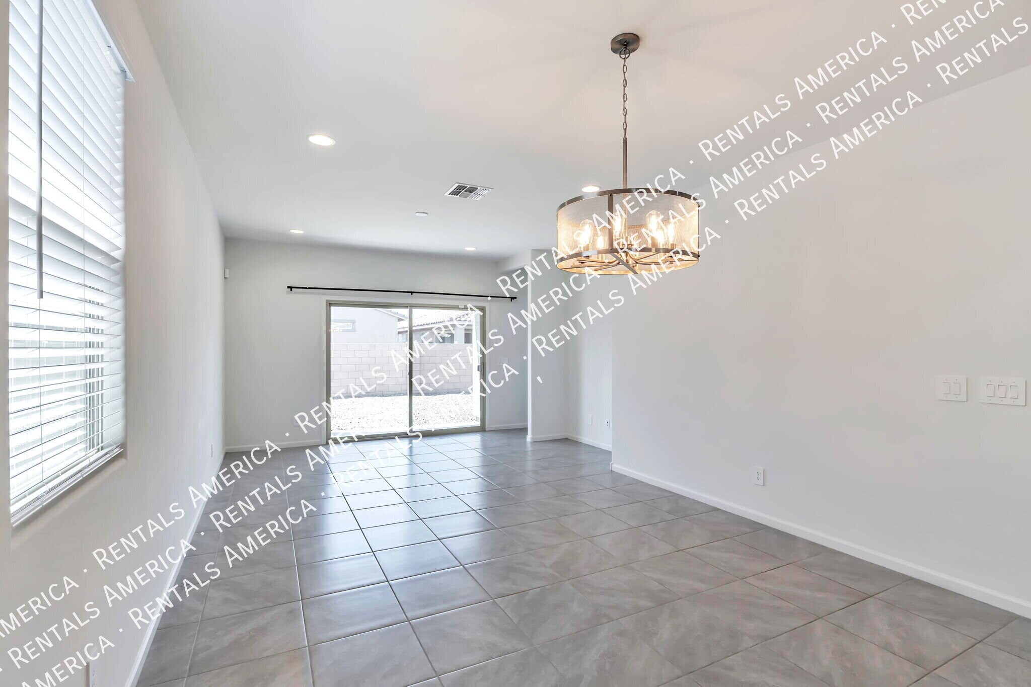 Building Photo - 10429 W Granderson St