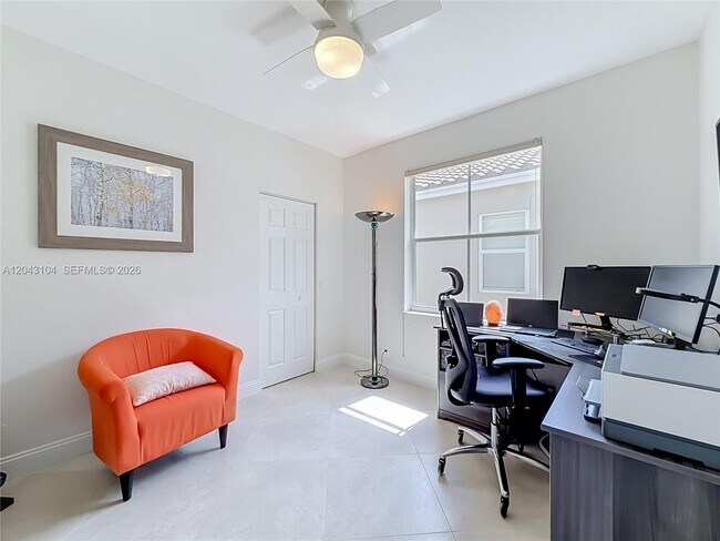 Building Photo - 1556 Winterberry Ln