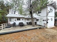 Building Photo - Modern 2 Bedroom 2 Bath Home with Fenced Yard