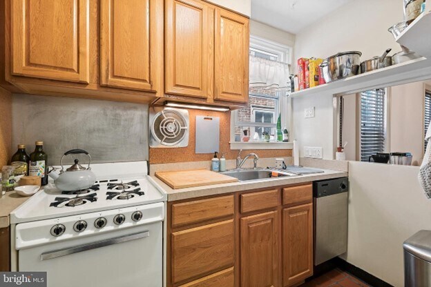 Building Photo - 2205 Mount Vernon St