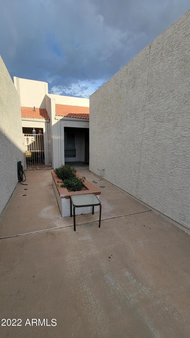 Building Photo - 9201 N 47th Dr