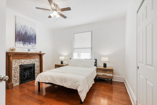 Building Photo - 3532 Greenwood Blvd