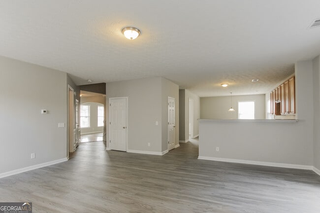 Building Photo - 3120 Baywood Ct