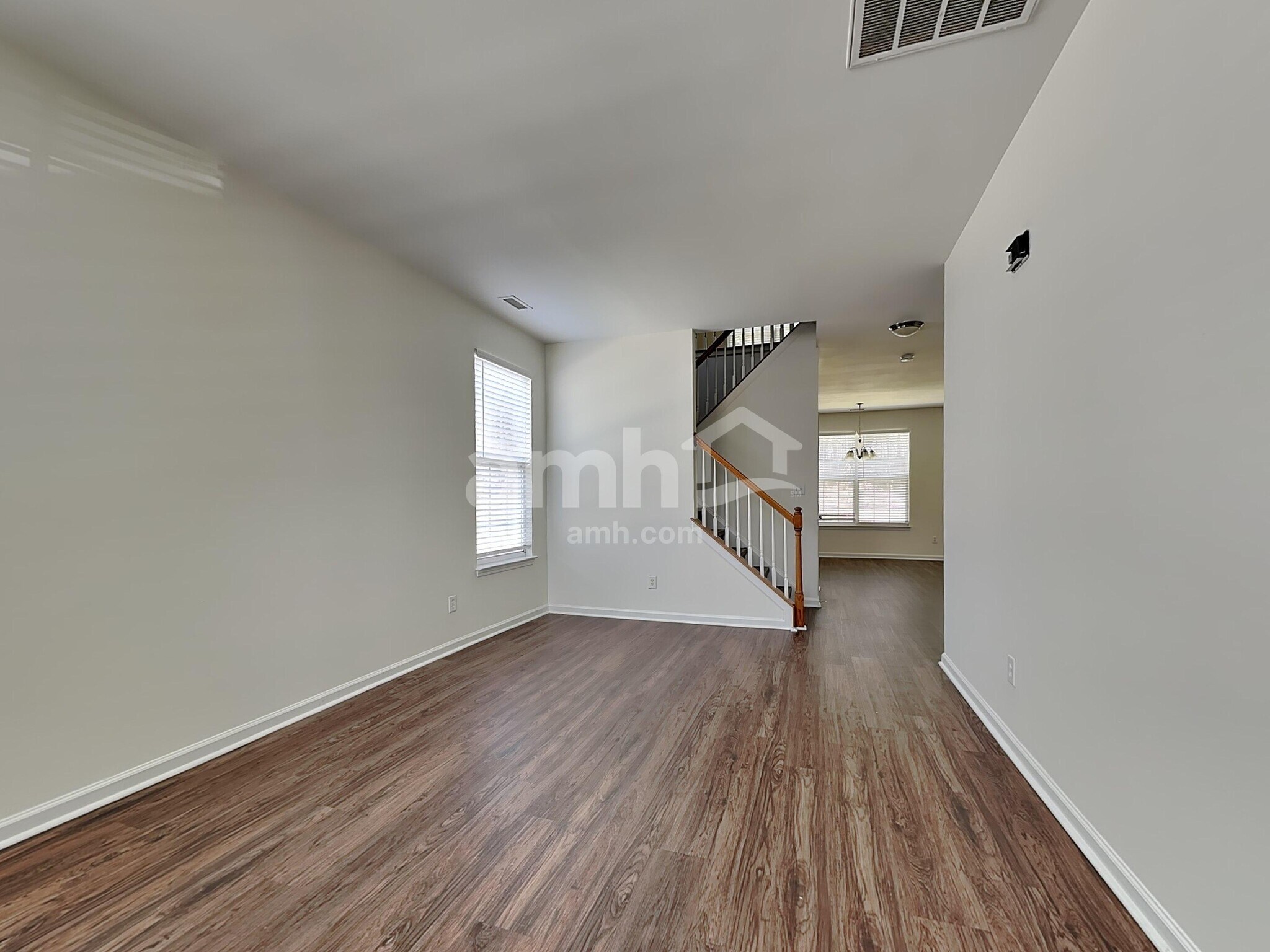 Building Photo - 5716 Running Fox Ln