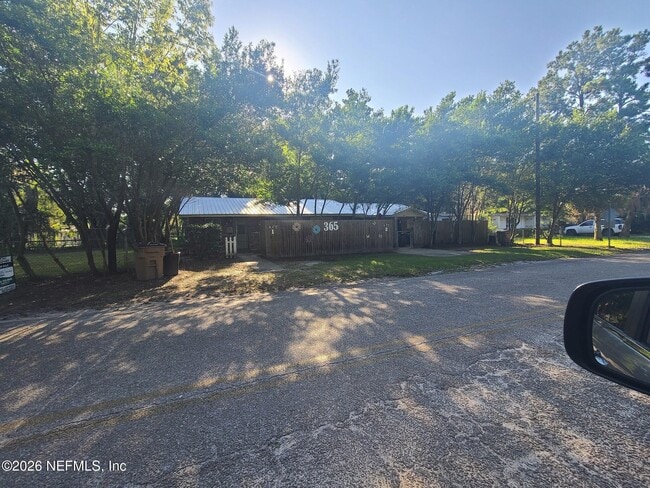 Building Photo - 365 SE Castillo Terrace