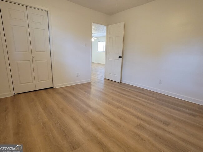 Building Photo - 351 Browns Rd