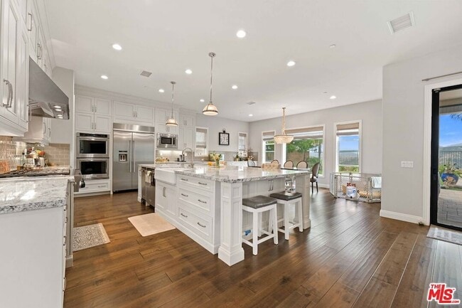 Building Photo - 11925 N Ricasoli Way