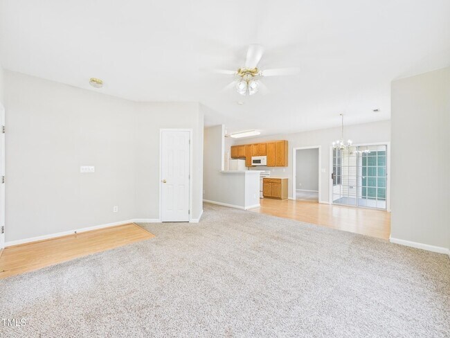 Building Photo - 2111 Kudrow Ln