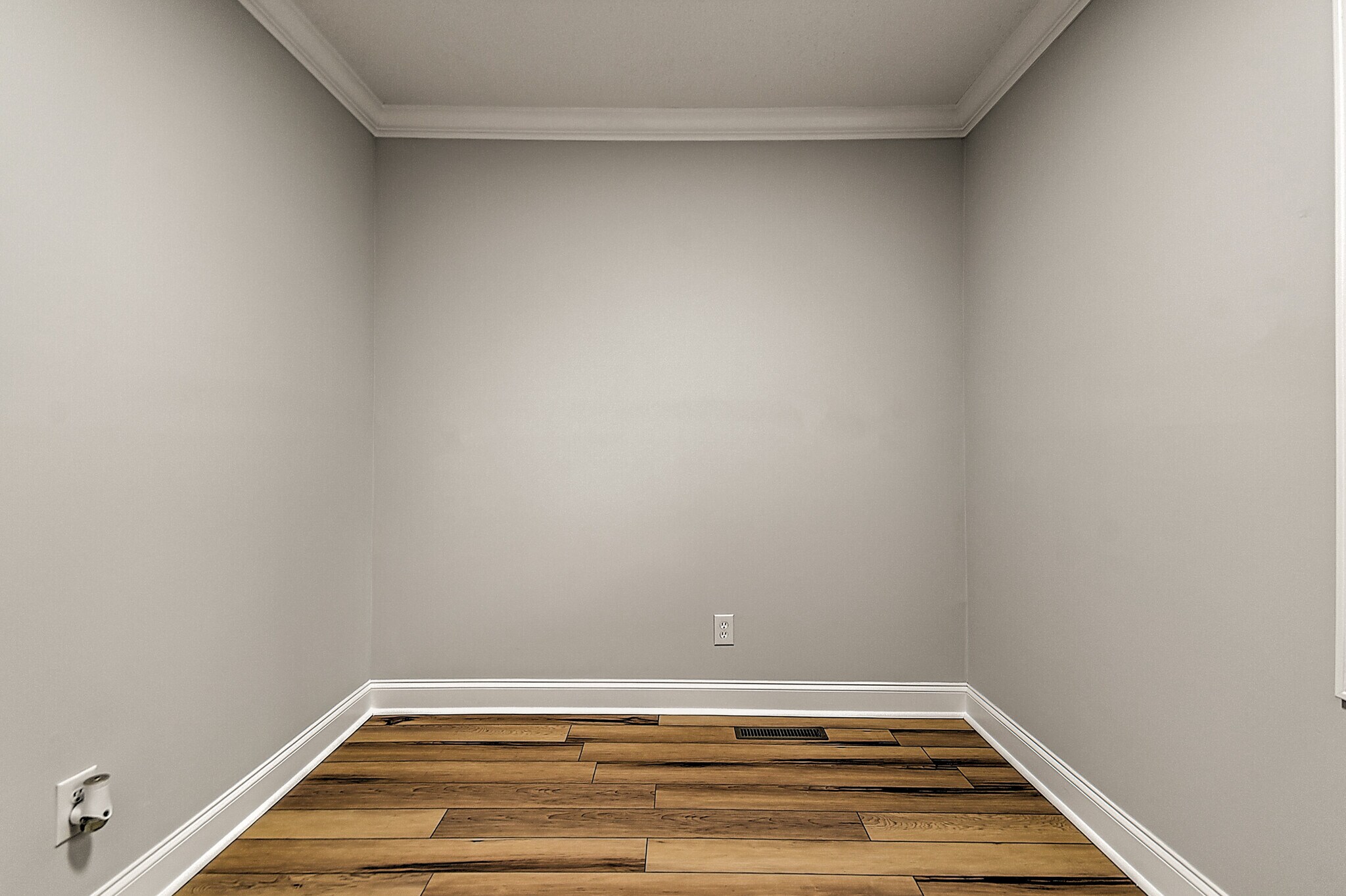 Building Photo - 1104 Old Boones Creek Rd