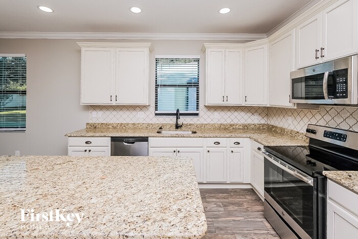 Building Photo - 153 Elina Sky Dr