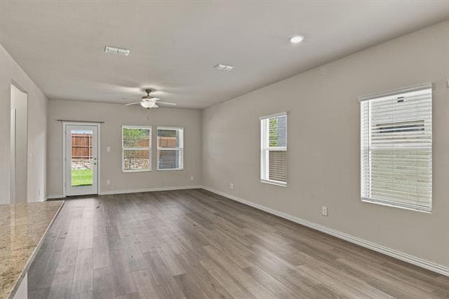 Building Photo - 810 Honeydew Ln