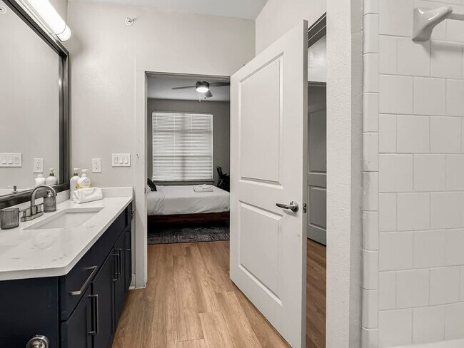 Building Photo - 2901 Indiana St