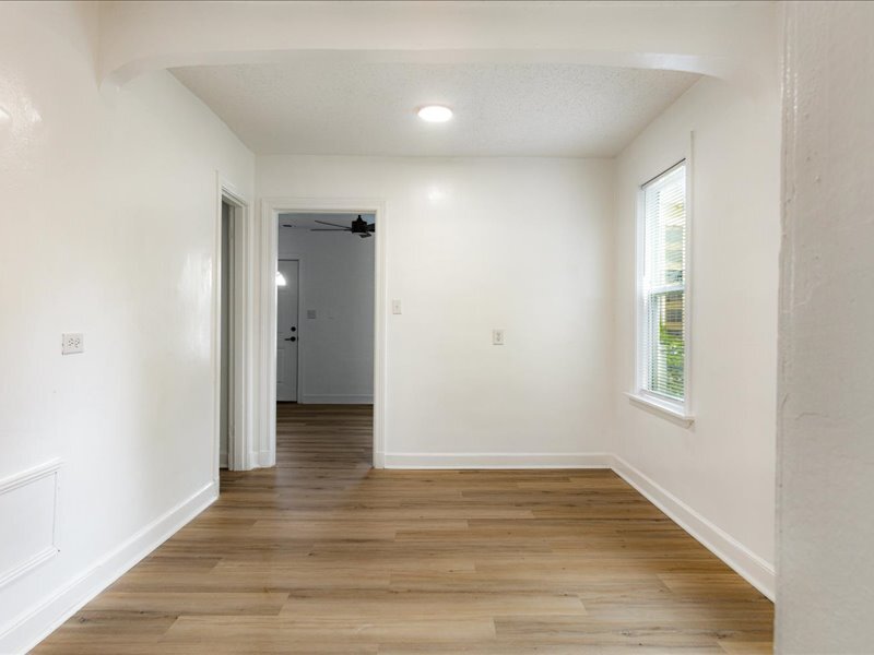 Building Photo - 41 N Bingham St