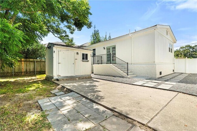 Building Photo - 3133 41st St