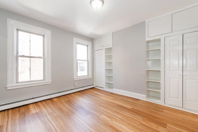 Building Photo - 2903 Central Ave