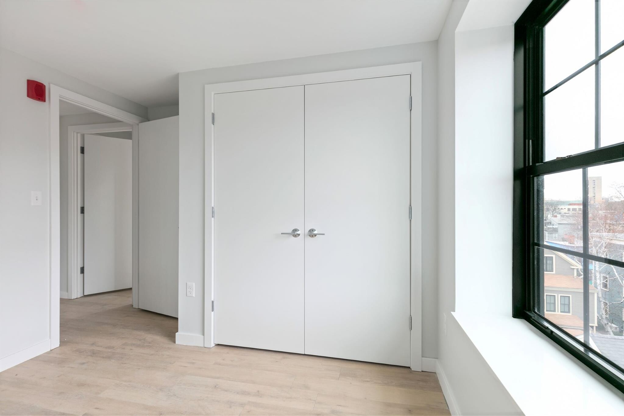 Building Photo - 9 Soden St