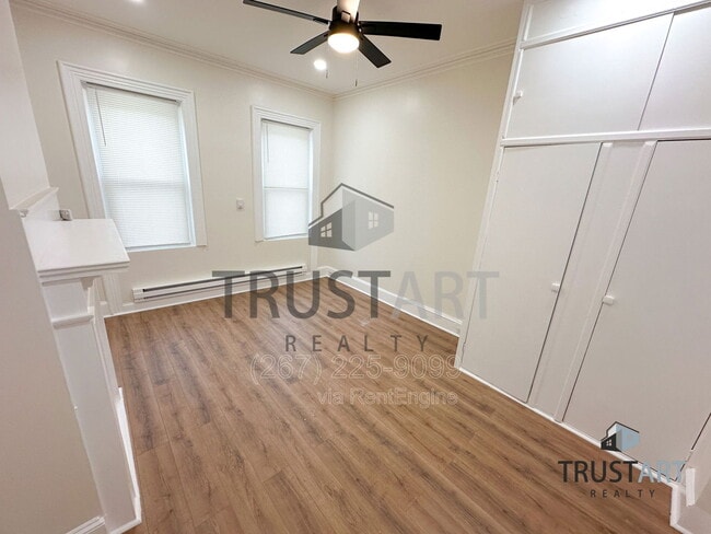 Building Photo - 4633 Penn St