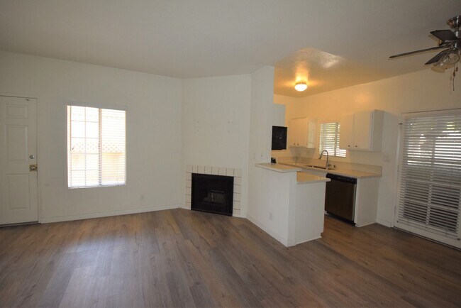 Building Photo - 12142 Oxnard St