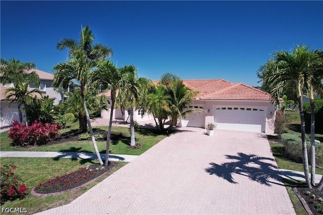 Building Photo - 2202 Grove Dr