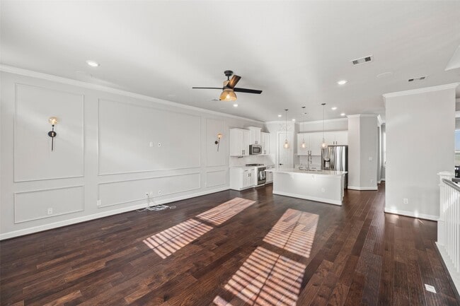 Building Photo - 11909 Primrose Creek Trail