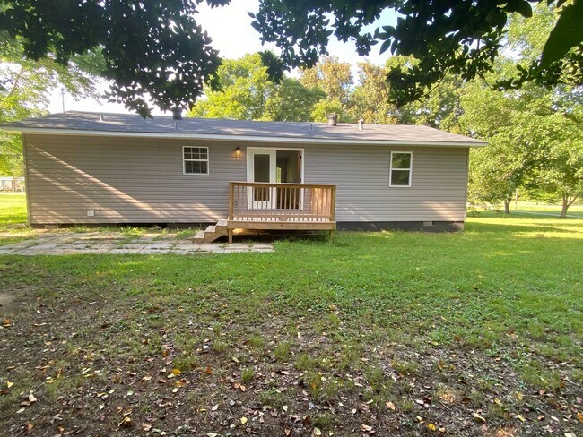 Building Photo - 3508 Choccolocco Rd