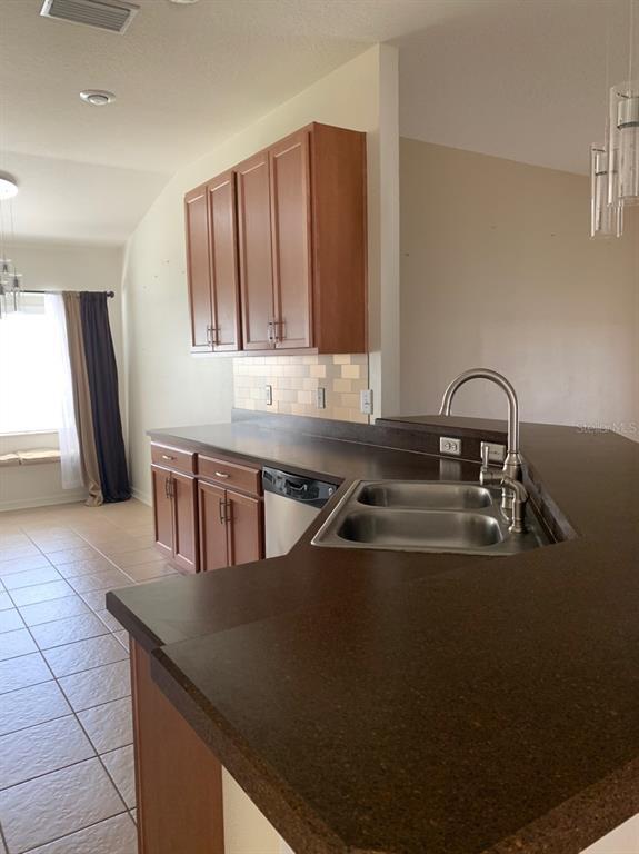 Building Photo - 11355 Flora Springs Dr