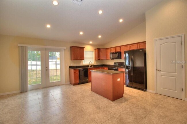 Building Photo - 13 Hemlock Trace Ct