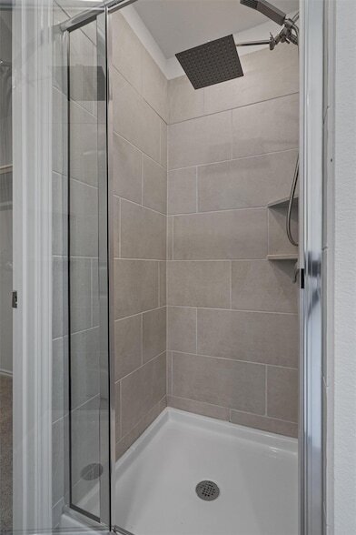 Building Photo - 3305 Everett