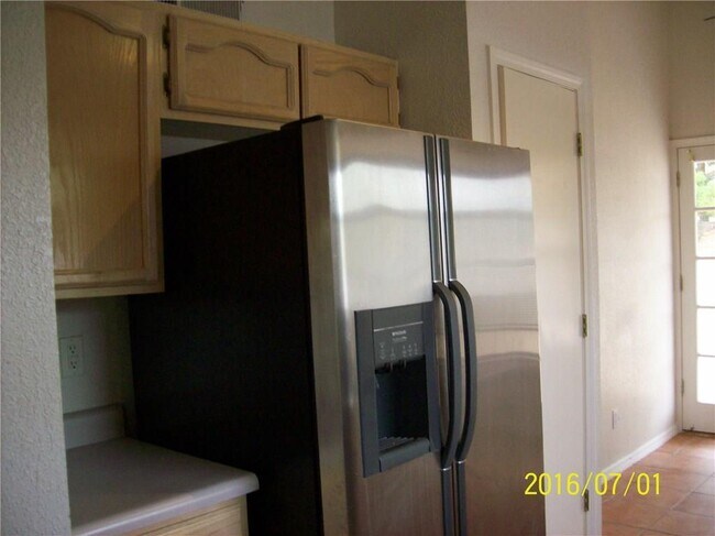 Building Photo - 11793 Corona Crest Ave