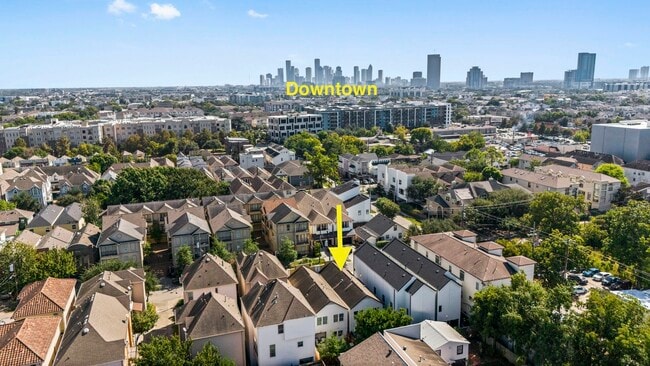 Building Photo - 1305 Birdsall St