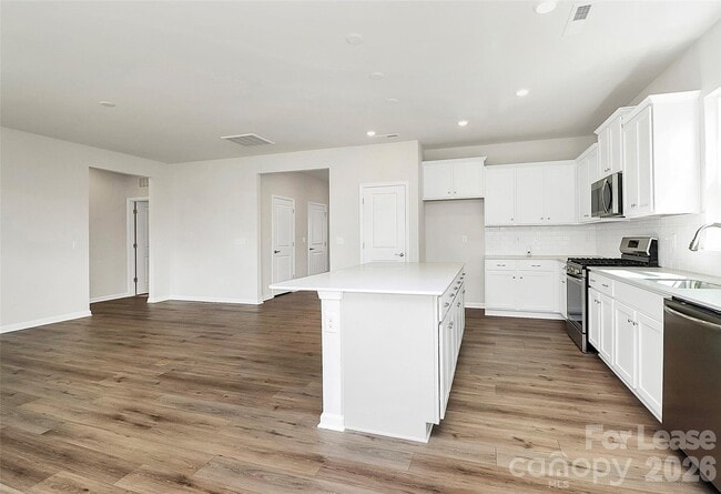 Building Photo - 148 Pampas Pl