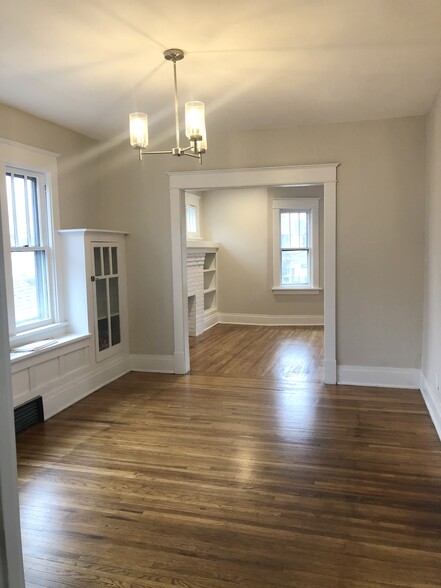 Building Photo - 188 Saranac Ave