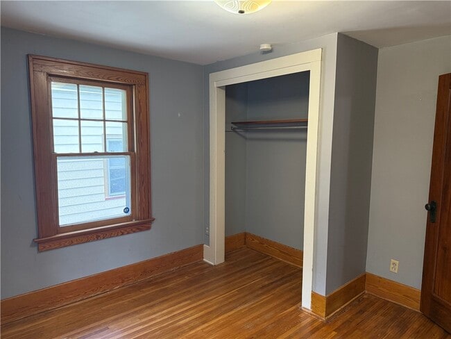 Building Photo - 23 Highland Ave