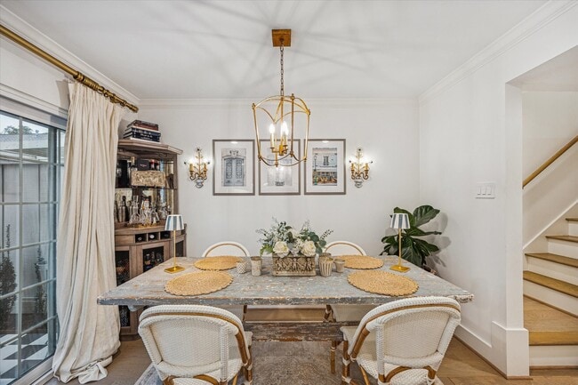 Building Photo - 5822 Doliver Dr