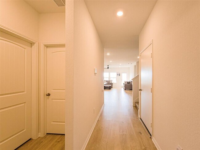 Building Photo - 2333 March Hare Trce