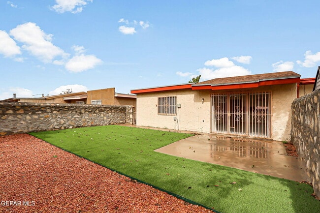Building Photo - 10914 Pelhem Rd